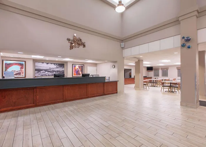 Super 8 By Wyndham Page/lake Powell Hotel Page